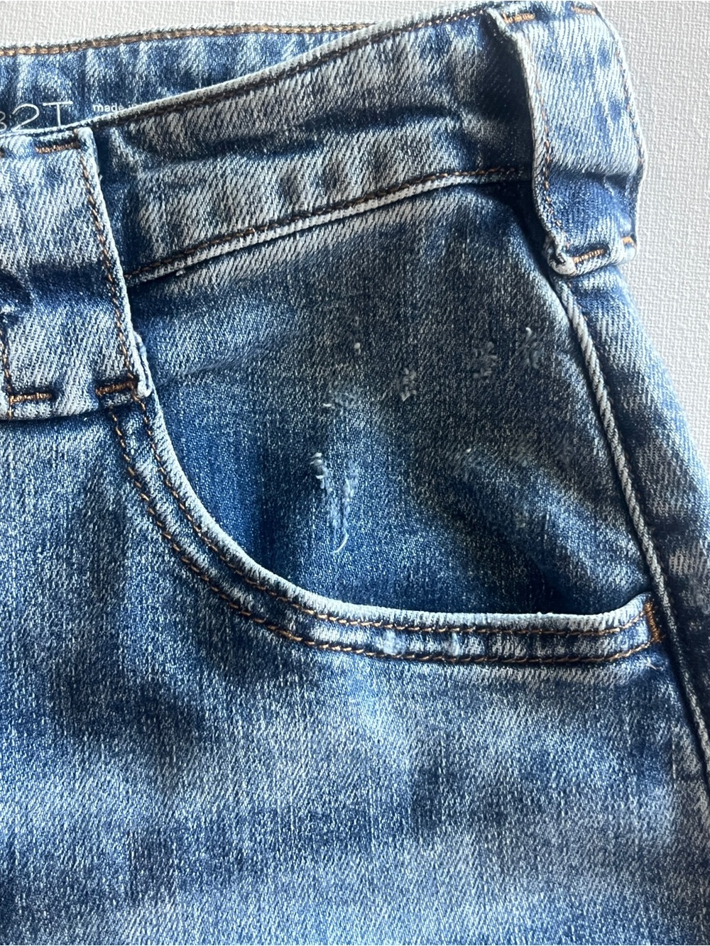 🔥RARE🔥Pilcro Myra Tapered Barrel Jeans Ankle Med Blue Wash 32T Viral - Picture 7 of 17